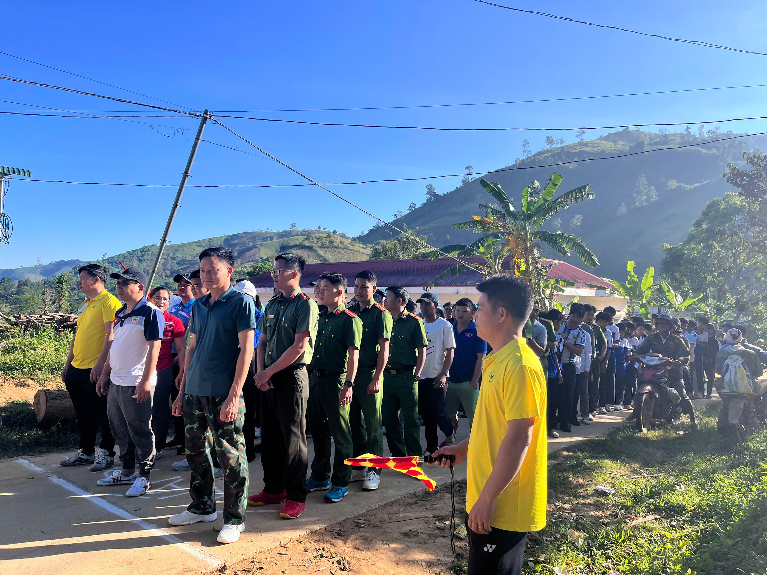 XÃ EA TRANG TỔ CHỨC LỄ PHÁT ĐỘNG THÁNG HOẠT ĐỘNG TDTT VÌ MỌI NGƯỜI CHẠY OLYPIC VÌ SỨC KHỎE TOÀN DÂN NĂM 2026